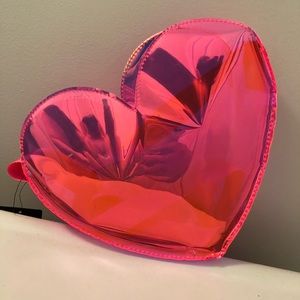 NWT Iridescent heart shoulder bag